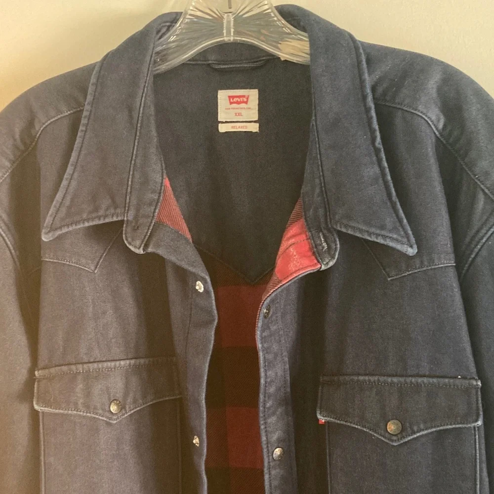 Levis Mens Size XXL Dark Blue Denim Cotton Lined Jacket Snap Front Relaxed Fit